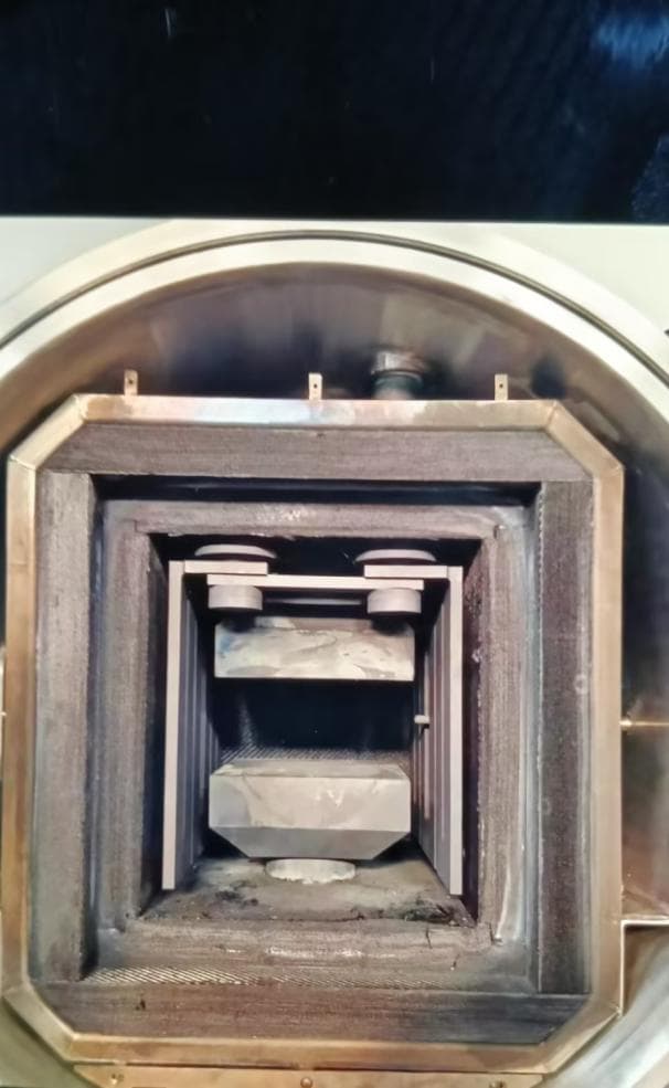 D2 Vacuum Diffusion Welding Furnace media 10