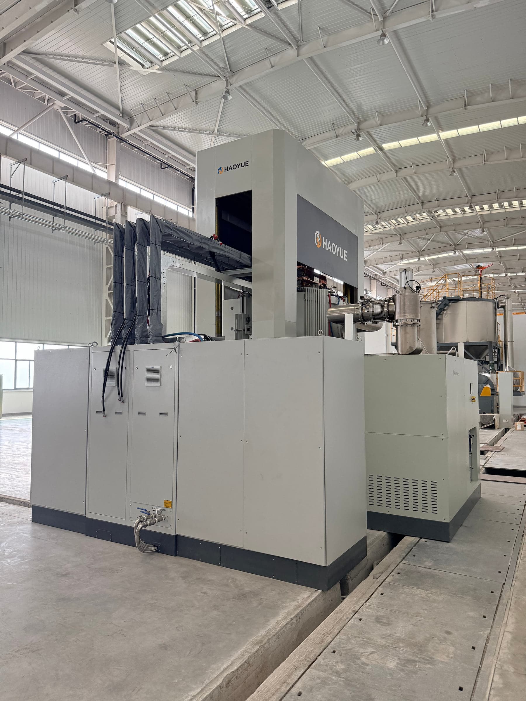 P7V series Vacuum Hot-pressing Furnace(Graphite) media 2