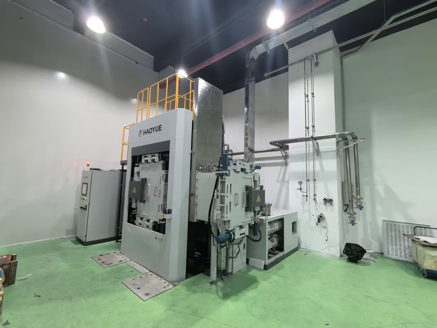 Semi-continuous Type Spark Plasma Sintering media 3